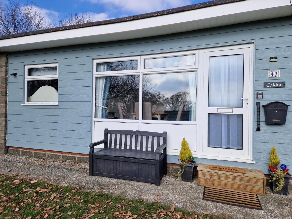 Caldon Holiday Chalet Sleeps 4 In Dartmouth Wifi Electric Inc Pet Friendly Luaran gambar
