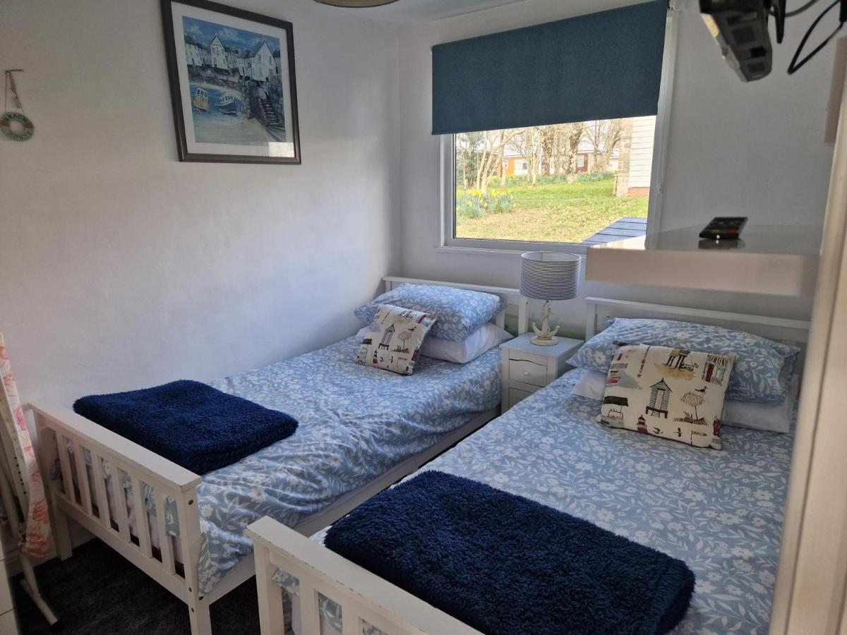 Caldon Holiday Chalet Sleeps 4 In Dartmouth Wifi Electric Inc Pet Friendly Luaran gambar