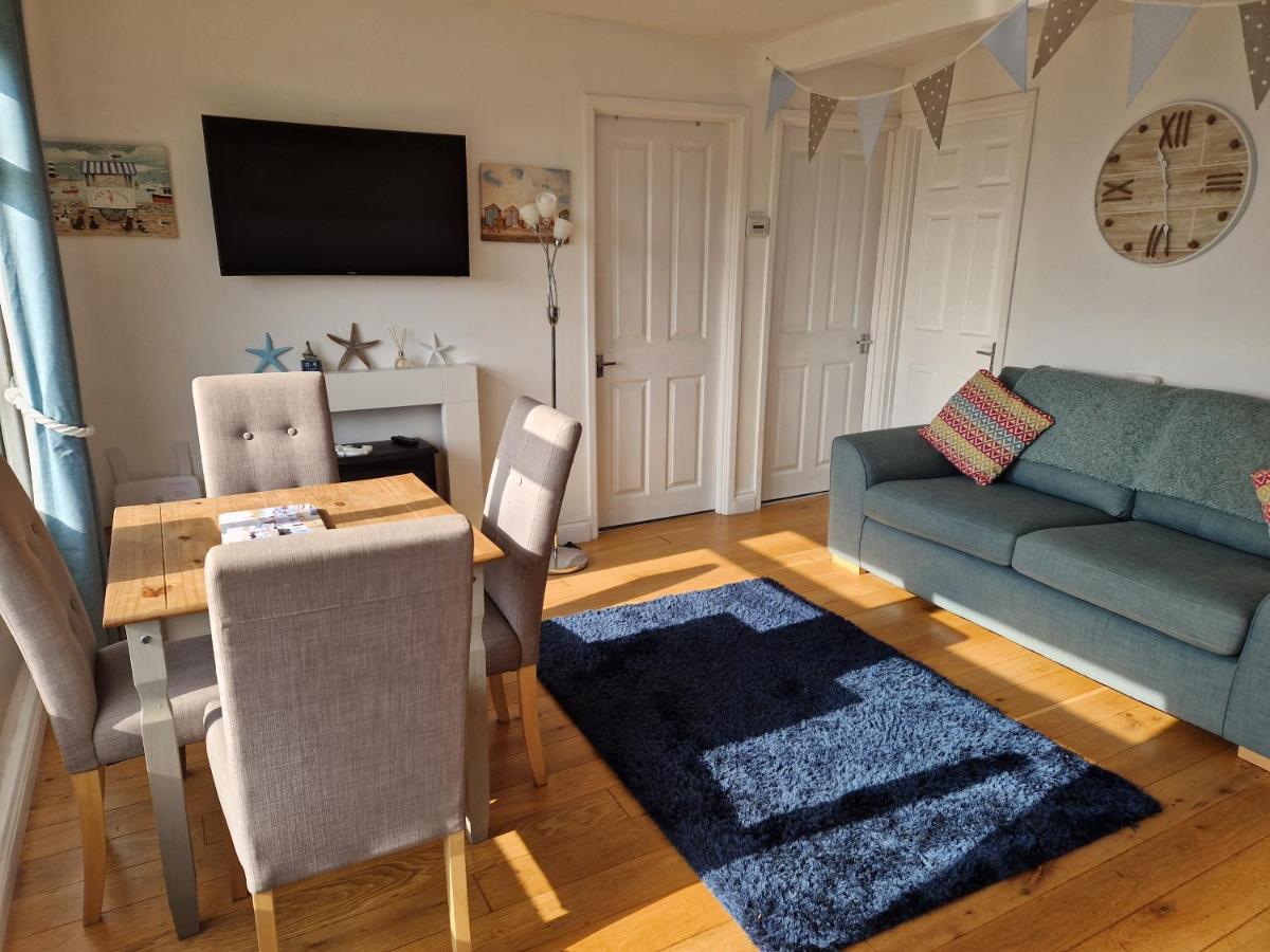 Caldon Holiday Chalet Sleeps 4 In Dartmouth Wifi Electric Inc Pet Friendly Luaran gambar